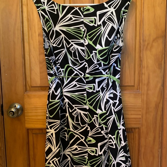 Le Bos Green patterned dress - Picture 4 of 7